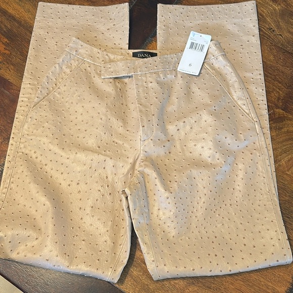 Dana Buchman leather pants size 6 NWTs - Picture 2 of 8